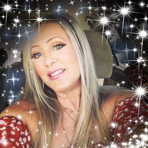 Meet your Posher, Cathy